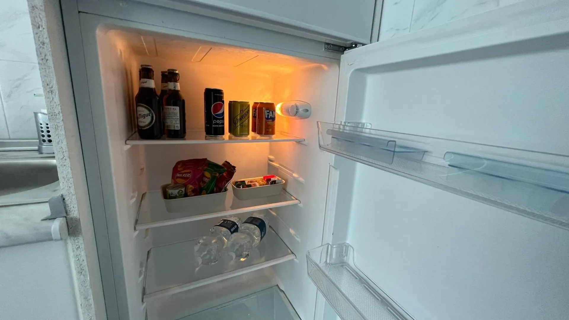 Gran Apartamento Con Parking Gratis Centro De Málaga 0*,