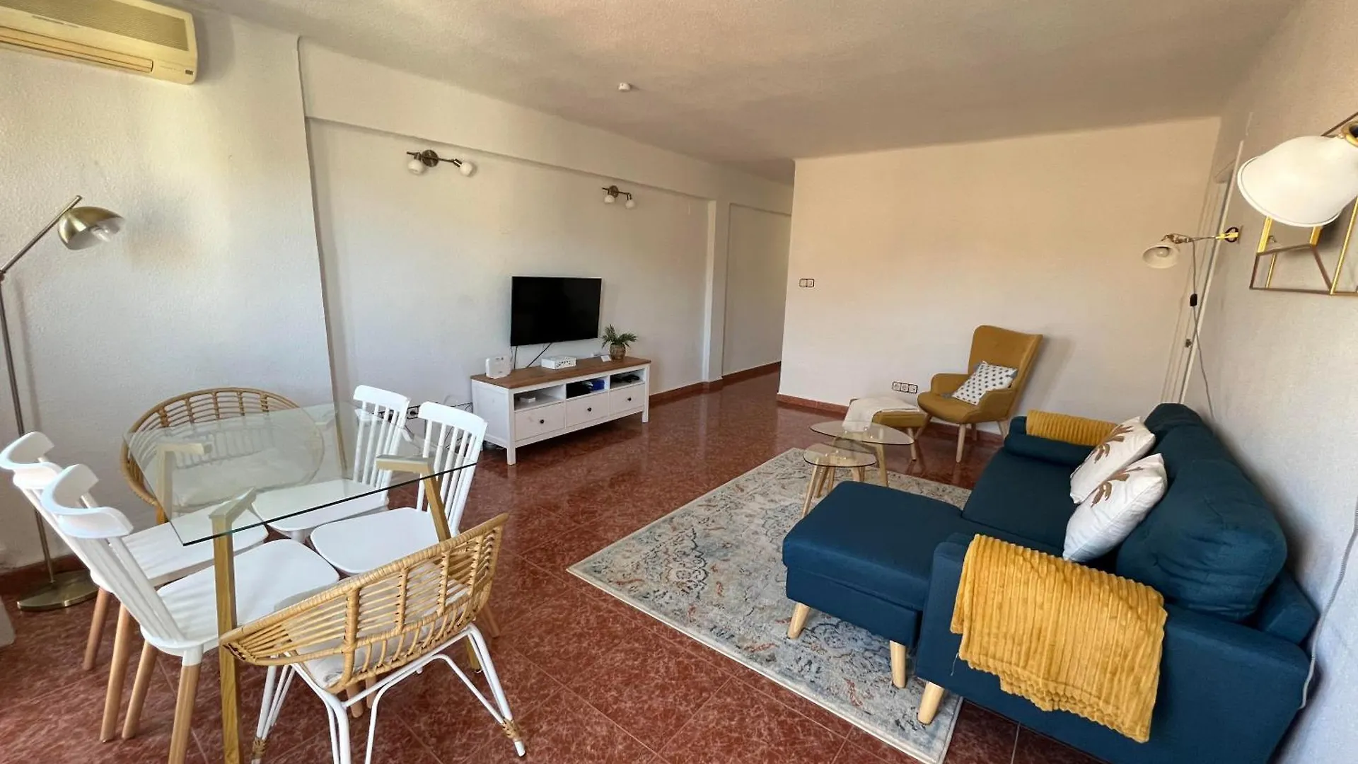 Gran Apartamento Con Parking Gratis Centro De Málaga 0*,  España
